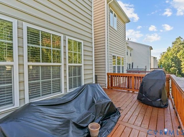 8061 Belton Cir, Hanover, VA 23116