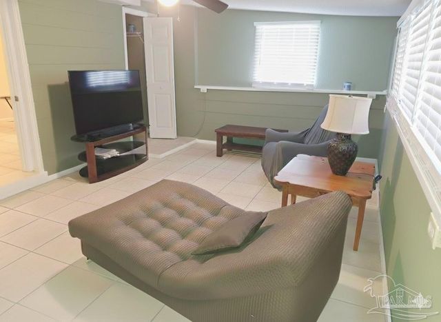 6274 Munson Hwy, Milton, FL 32570