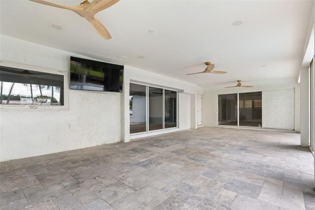 6000 SW 17th Street, Plantation, FL 33317