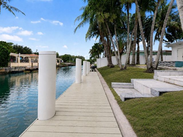 6000 SW 17th Street, Plantation, FL 33317