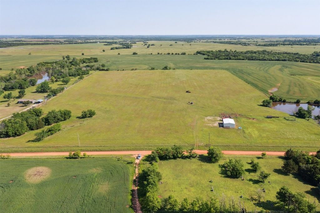 9000 W Camp Drive, Guthrie, OK 73044