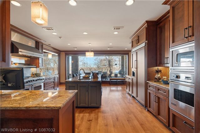 110 Rivercrest Drive, Fort Smith, AR 72903