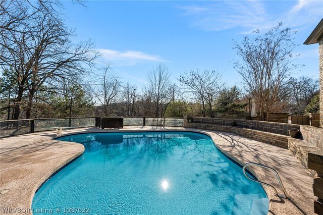 110 Rivercrest Drive, Fort Smith, AR 72903