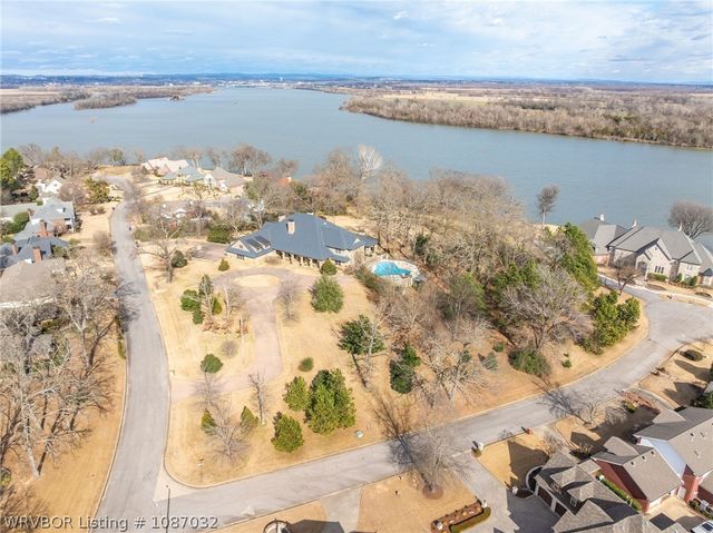 110 Rivercrest Drive, Fort Smith, AR 72903