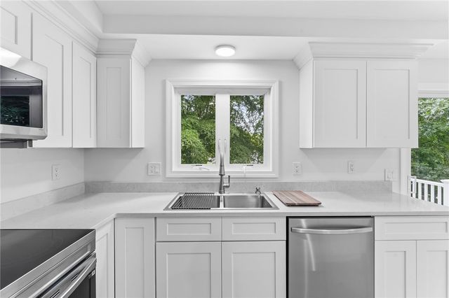 215 Canal Street, Westerly, RI 02891