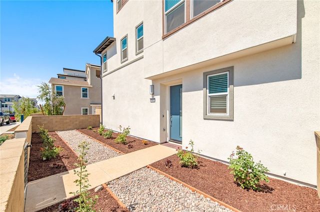 243 Yerba, Irvine, CA 92618