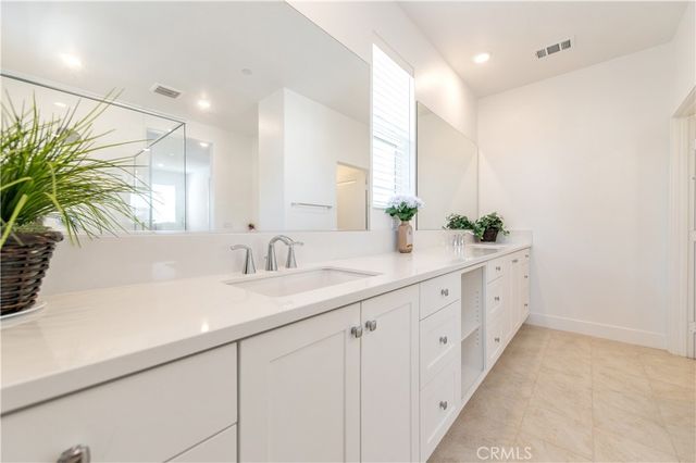 243 Yerba, Irvine, CA 92618