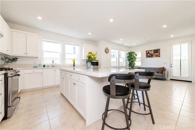 243 Yerba, Irvine, CA 92618