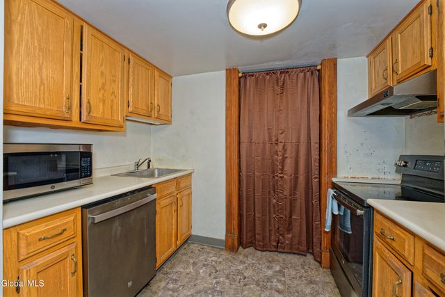 206 N Pearl Street APT 102, Albany, NY 12207