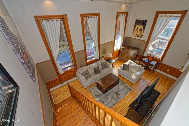 206 N Pearl Street APT 102, Albany, NY 12207