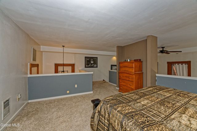 206 N Pearl Street APT 102, Albany, NY 12207