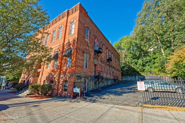 206 N Pearl Street APT 102, Albany, NY 12207