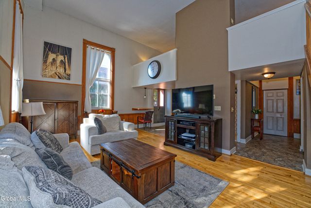 206 N Pearl Street APT 102, Albany, NY 12207