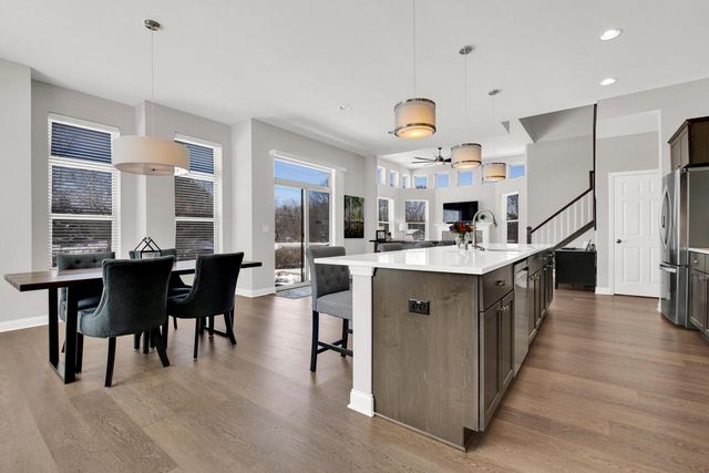 21965 W North AVENUE, Brookfield, WI 53045