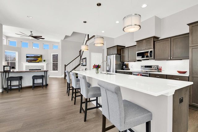 21965 W North AVENUE, Brookfield, WI 53045