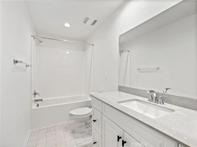 11520 Ferro Street, Victorville, CA 92392