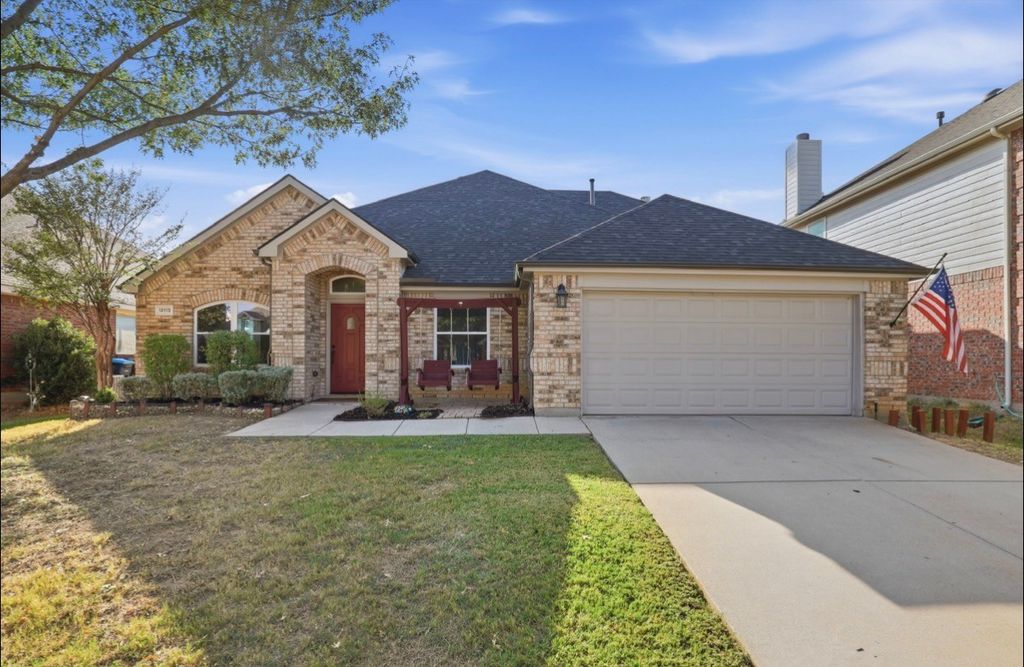 12113 Vienna Apple Road, Fort Worth, TX 76244 — photo 2