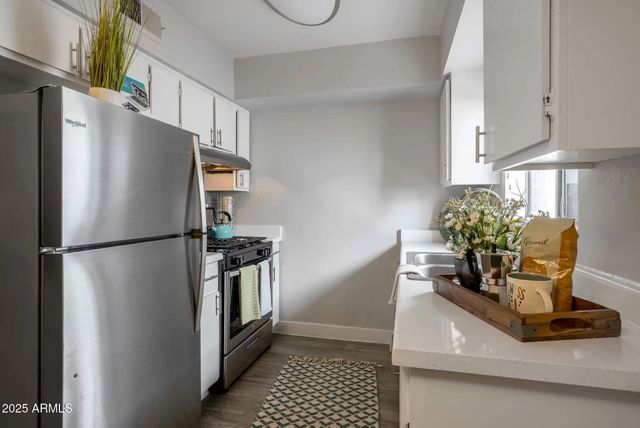 2627 N 45th Avenue 1C, Phoenix, AZ 85035