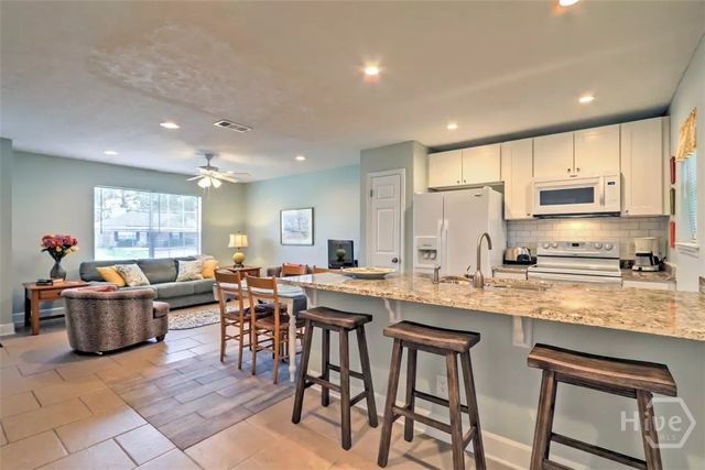 130 Ropemaker Lane, Savannah, GA 31410