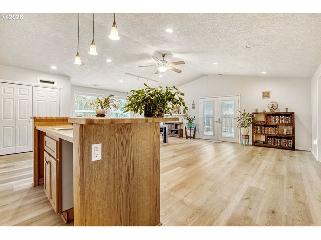 810 Ne 167TH Ave, Vancouver, WA 98684