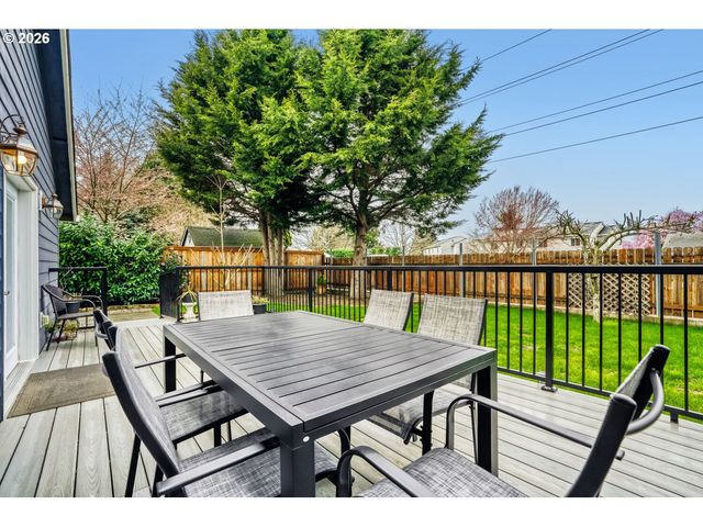 810 Ne 167TH Ave, Vancouver, WA 98684