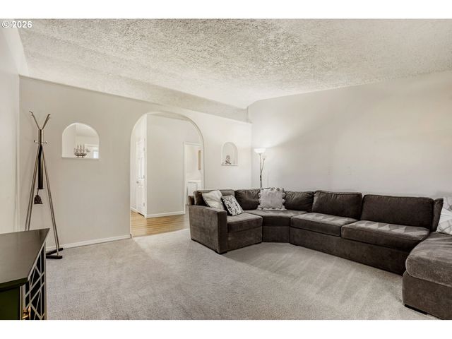 810 Ne 167TH Ave, Vancouver, WA 98684