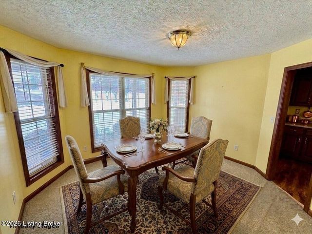1107 Regency Ct, Bardstown, KY 40004
