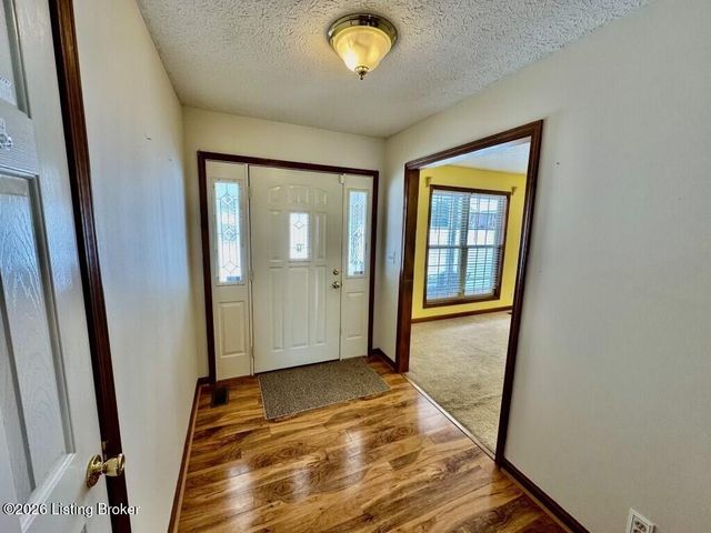 1107 Regency Ct, Bardstown, KY 40004