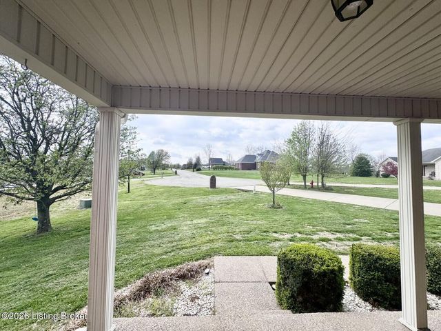 1107 Regency Ct, Bardstown, KY 40004