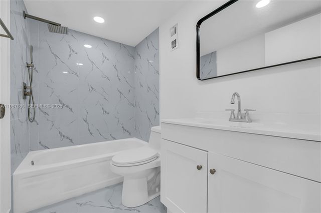 2781 Taft St 303, Hollywood, FL 33020