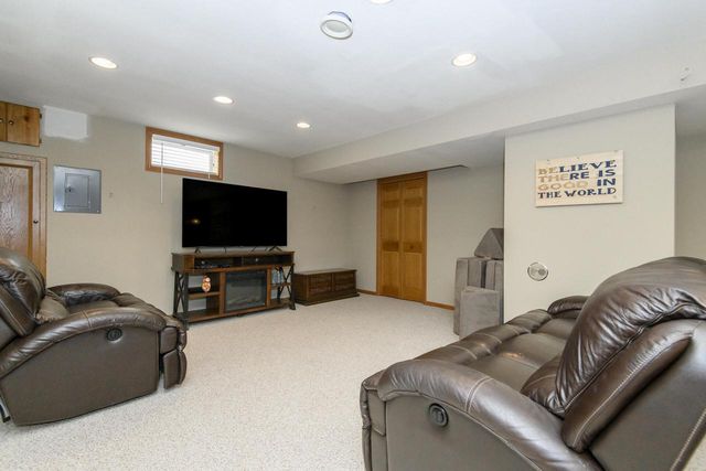 8313 Whitetail DRIVE, Mount Pleasant, WI 53406