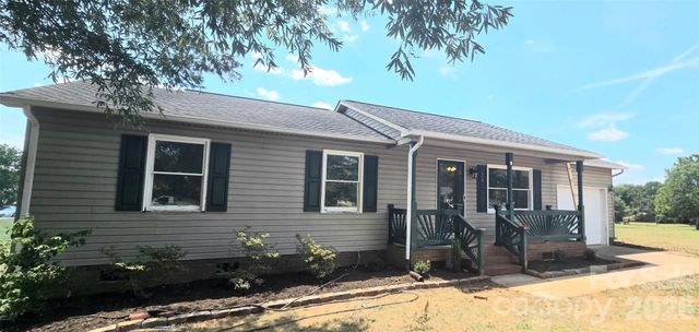 910 Lyndsey Brooke Court, Lincolnton, NC 28092