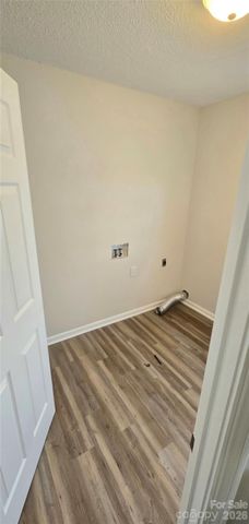 910 Lyndsey Brooke Court, Lincolnton, NC 28092