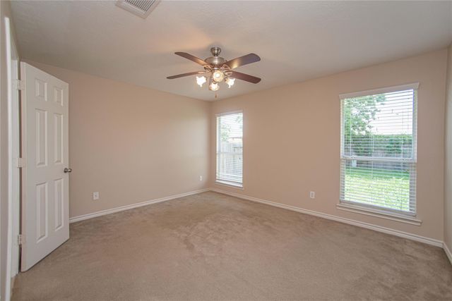 2223 Shady Pine Drive, Conroe, TX 77301