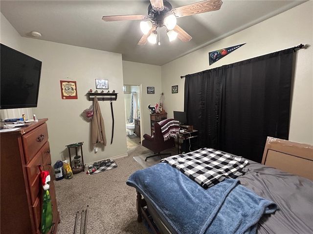 223 Forest Drive, College Station, TX 77840