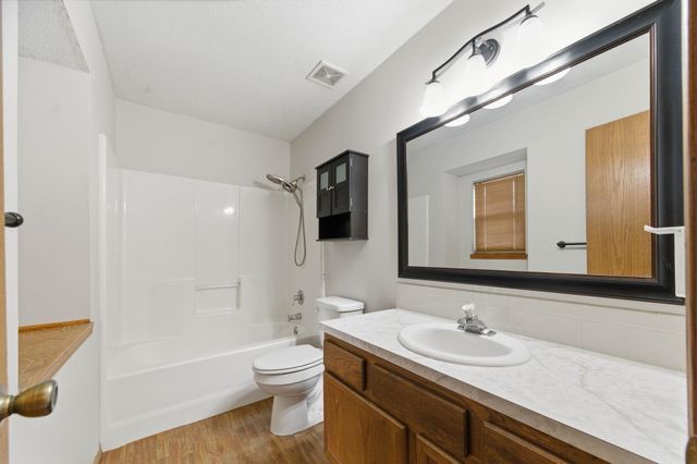 10810 W Carr Ave, Wichita, KS 67209