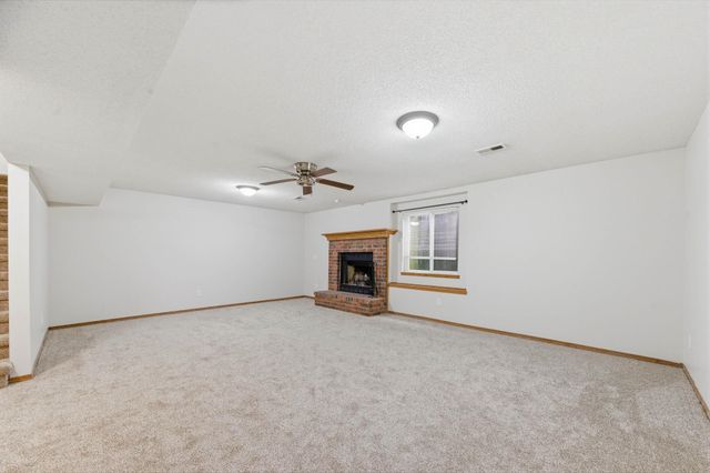 10810 W Carr Ave, Wichita, KS 67209