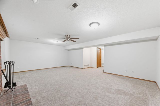 10810 W Carr Ave, Wichita, KS 67209