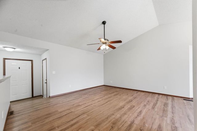 10810 W Carr Ave, Wichita, KS 67209