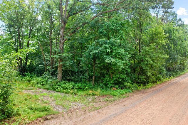 1850 Klondike Drive NE, Cedar, MN 55011