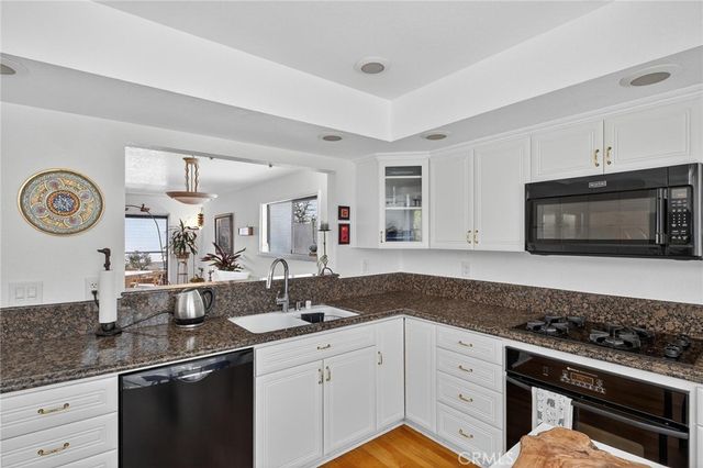 431 Camino De Las Colinas, Redondo Beach, CA 90277