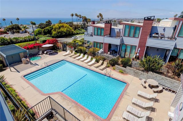 431 Camino De Las Colinas, Redondo Beach, CA 90277