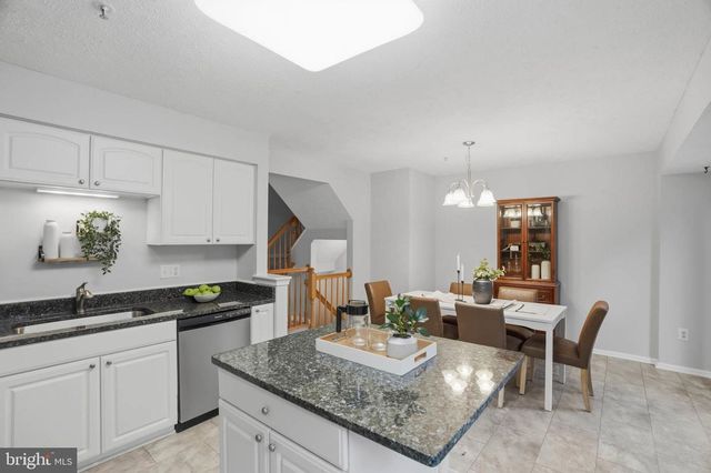 2512 SUMMERS RIDGE DR, Odenton, MD 21113