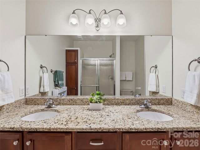 23 Holiday Drive, Arden, NC 28704
