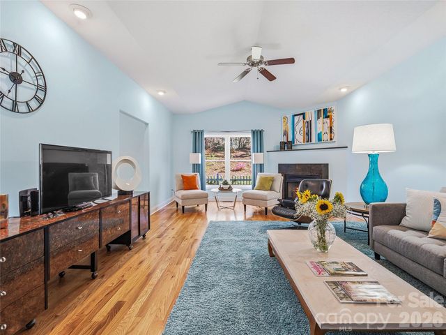23 Holiday Drive, Arden, NC 28704