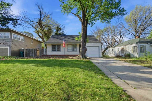 3333 E Bayley St, Wichita, KS 67218