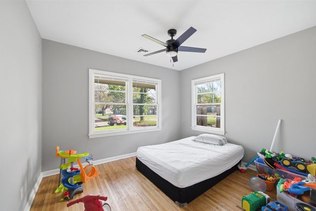 3333 E Bayley St, Wichita, KS 67218