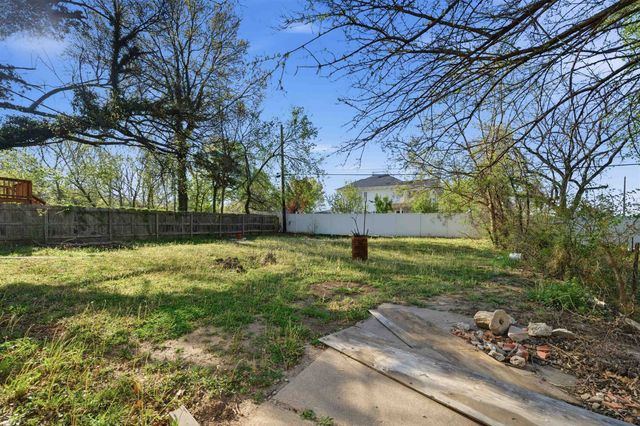 3333 E Bayley St, Wichita, KS 67218