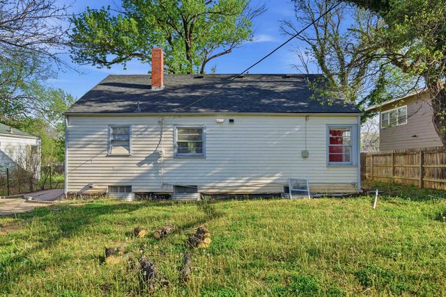 3333 E Bayley St, Wichita, KS 67218