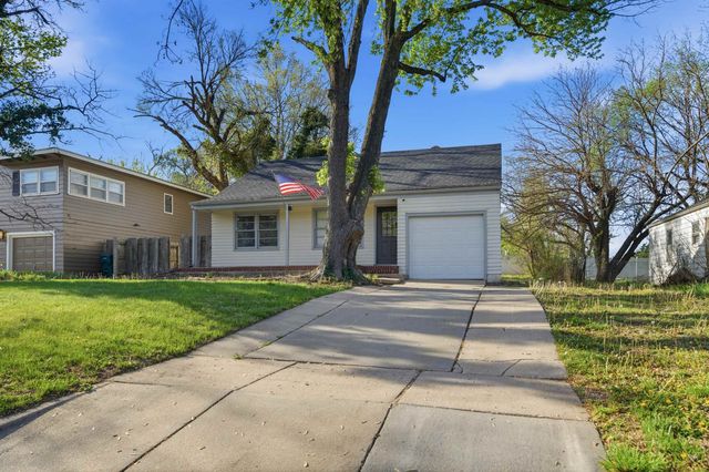 3333 E Bayley St, Wichita, KS 67218